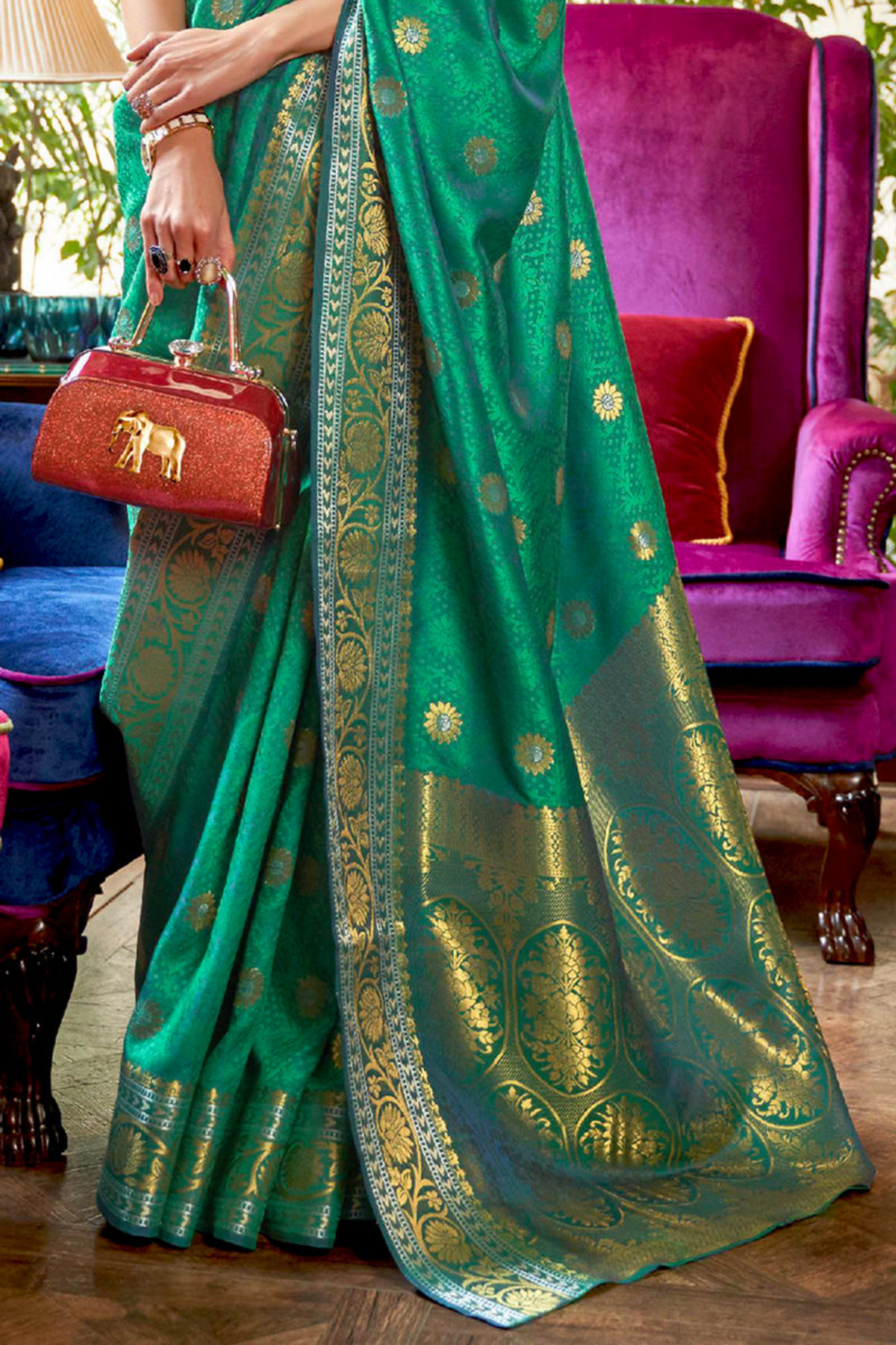 Green & Gold- Pure Banarasi Silk Saree with Handloom Weaving