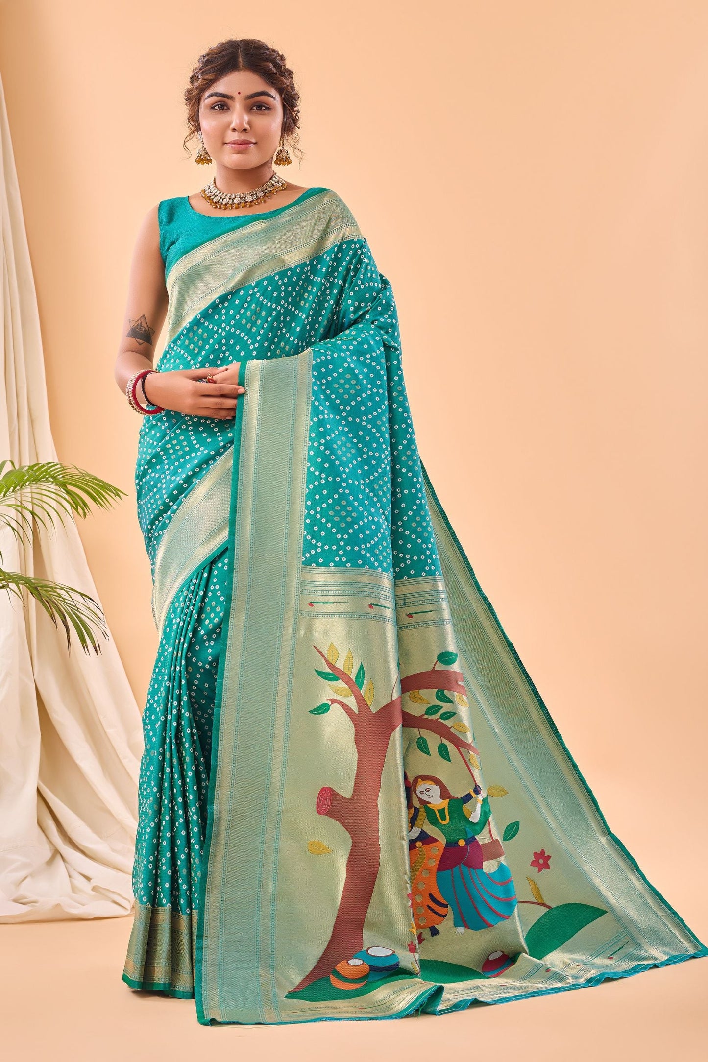 Rama Bandhani Weaving Paithani Silk Saree