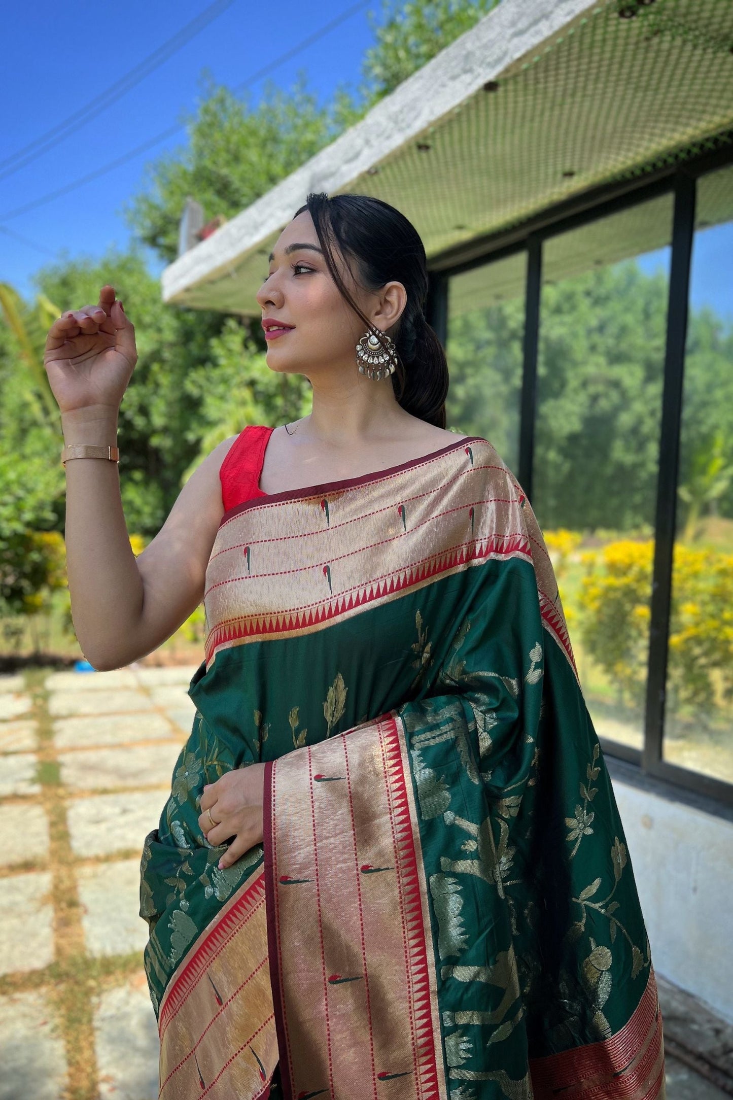 Dark Green Zari Woven Soft Paithani Silk Saree with Traditional Pattern
